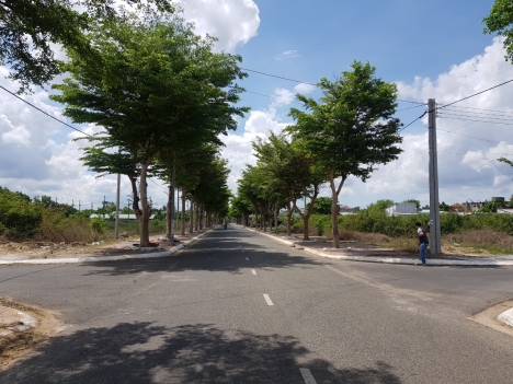 Bán đất nhà phố trung tâm TP Bà Rịa, cách Coop Mart 1km - Giá 8,5tr/m2