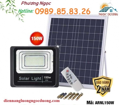 Đèn led công suất 150W năng lượng mặt trời, đèn pha led treo tường năng lượng mặt trời