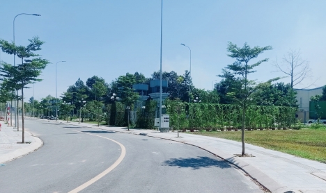 Cần tiền bán rẻ căn shophouse trong khu nhà phố thương mại cao cấp Icon Central