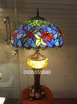 Giao lưu 1 số mẫu đèn tiffany hàng hai thân lạ mắt