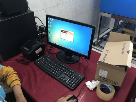Lắp tận nơi máy tính tiền cho shop thời trang Vĩnh Long giá rẻ