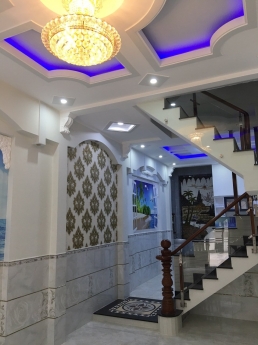 [TIN THẬT] Nhà lô góc 3 mặt hẻm thông đường Phạm Văn Hai, Tân Bình cần bán gấp 3,75 tỷ 0916208123