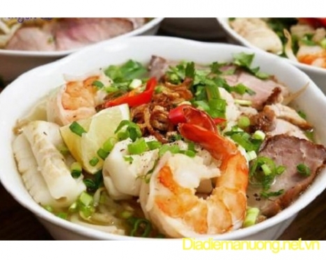 Quán Hủ Tiếu, Bún Bò, Xiên Que Ngon Quận 8
