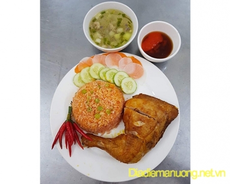 Cơm Gà Xối Mỡ Kiều Giang 9 Bình Tân