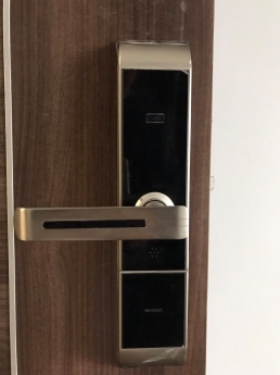 Cho thuê căn hộ 3 ngủ Chung cư Phú Gia, Gía 12 triệu, diện tích 116,2m2