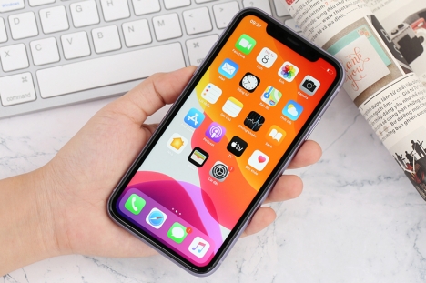 Dĩ An bán iPhone 11 64gb VN giá siêu rẻ