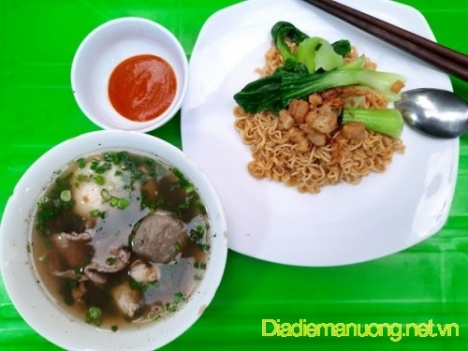 Bún Nước, Mì Trộn Út Tiêu Quận 6