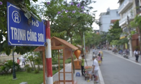 Bán nhà Mặt đường Trịnh Công Sơn - Tây Hồ 84m2 Mặt Tiền 7m giá 34 tỷ. 0969143618