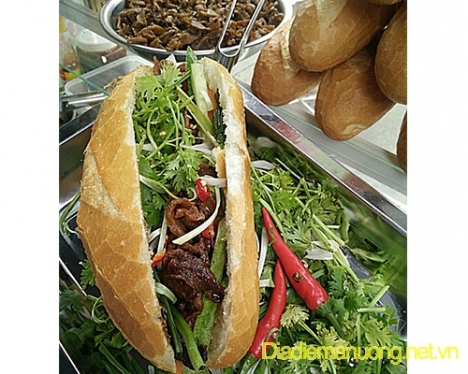 Bánh Mì Phá Lấu, Bánh Mì Thịt Khìa Ngon Quận 3