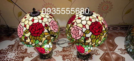 Còn duy nhất 1 đôi tiffany hoa hồng dk 30cm