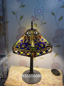 Hàng cổ mới cập bến