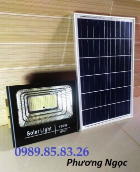 Đèn công suất 100W năng lượng mặt trời, đèn led pha năng lượng mặt trời