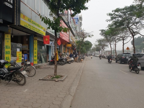 Mặt phố Nguyễn Khang 100m2 xây 9 tầng Mt 7.2m giá 53 tỷ. lh:0969143618
