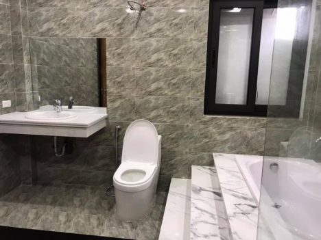 Mặt phố Hồng Hà - Ba Đình. Dt 80m2 nhà 5 tầng Mt 6m Gía 20.5 tỷ Quá đẹp LH: 0969143618