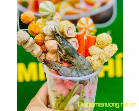 Ăn Vặt Bánh Mì Gà Rán Lẩu Thái Xiên Que Ngon Quận 4