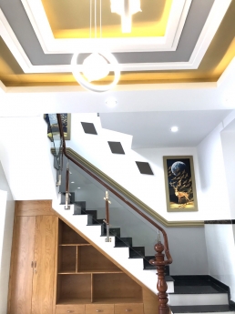 BIỆT THỰ CỦ CHI FULL NỘI THẤT DT (7m x 15m), bán nhanh 