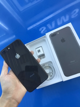Tại TabletPlaza bán Iphone 8PLus 64g giá chỉ hơn 7 triệu.