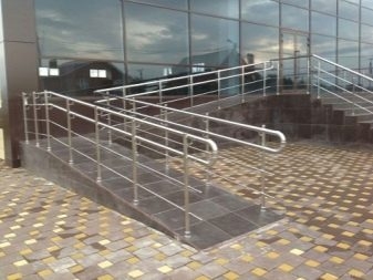 Lan can inox 304, cổng xếp inox 304, cột cờ inox 304