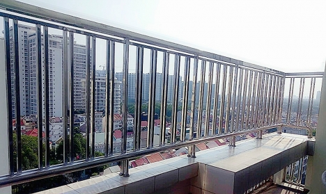 Ốp inox cửa thang máy