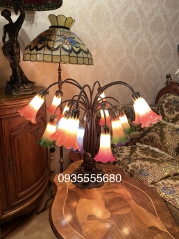 Giao lưu đèn hoa lily 18 tay đa sắc