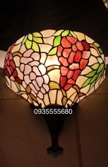 Đèn ốp tường tiffany hoạ tiết hoa nho
