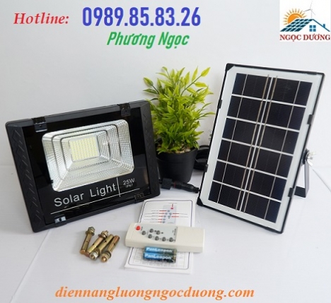 Đèn năng lượng mặt trời 25W, đèn led pha công suất 25W, đèn mặt trời