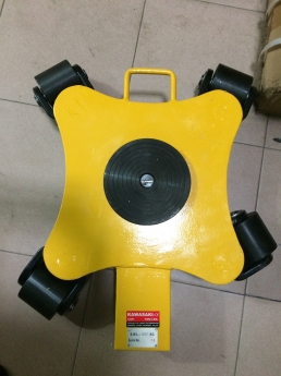 Rùa xoay 360 độ , rùa chuyển hàng xoay 360 độ 3 tấn KAWASAKI giá tốt nhất
