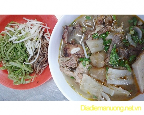 Bún Bò Lệ Hiền Chợ Phú Nhuận
