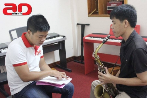 Trở thành nghệ sĩ đa phong cách với khóa học kèn Saxophone.