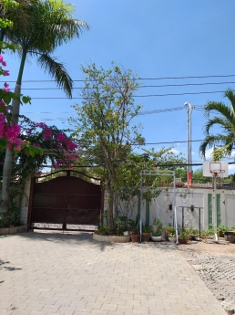 Cho thuê mặt bằng 1000m2 mặt tiền Huỳnh Tấn Phát  giá 90 triệu/tháng