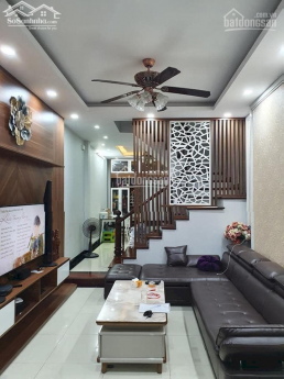 Bán nhà phố Bằng Liệt, 40m2*4T, Ngõ thông, ô tô, về ở ngay