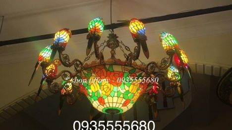 Cuối năm xả hàng duy nhất 1 bộ đèn chùm tiffany vẹt đa sắc