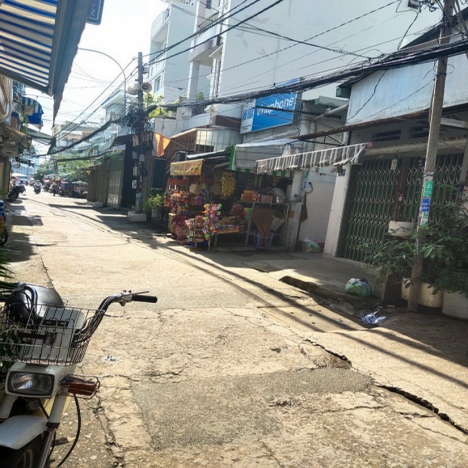 Nhà 2 Lầu Mặt Tiền Hẻm KDBB Huỳnh Tấn Phát, Phường Bình Thuận, Quận 7