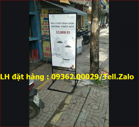 Cung cấp standee giá rẻ có sẵn tại Hà Nội