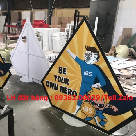Cung cấp standee giá rẻ có sẵn tại Hà Nội
