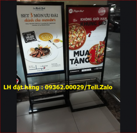 Cung cấp standee giá rẻ có sẵn tại Hà Nội