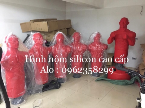 người nộm silicon
