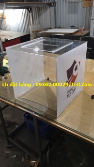 Sản xuất thùng, hòm phiếu mica kích thước có sẵn