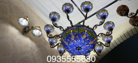 Giao lưu e đèn chùm tiffany hàng hiếm