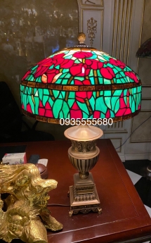 Đèn tiffany hoạ tiết hoa tuylip hàng âu