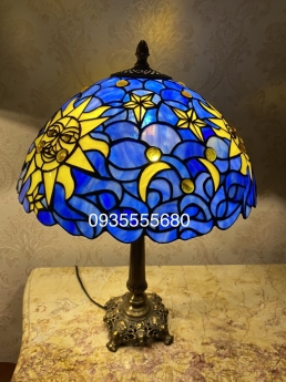 Đèn tiffany phòng ngủ của mỹ mới lạ