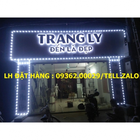 Khung mica để tờ thông báo treo tường giá rẻ tại Hà Nội