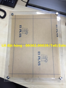 Sản phẩm thùng tipbox mica giá rẻ, có sẵn hàng tại Hà Nội