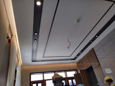 Cần bán nhanh giá vốn cho Máy lạnh giấu trần nối ống gió Daikin FBA50BVMA