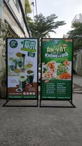 Mẫu standee khung sắt để ngoài trời có sẵn – In nội dung theo yêu cầu