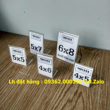 Các loại kệ menu để bàn sản xuất tại MICALIVINA