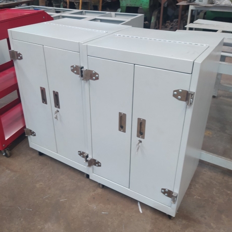 Tủ dụng cụ 2 cánh