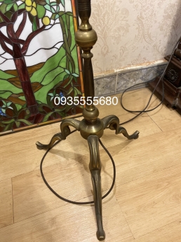 Giao lưu đèn sàn tiffany hàng đức mới về