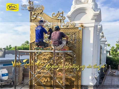 Sơn lại cổng nhôm đúc, cổng biệt thự