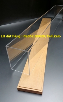Hộp trưng bày mô hình bằng chất liệu mica sản xuất kích thước theo yêu cầu